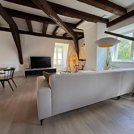 Le Jolie Duplex 아파트 *