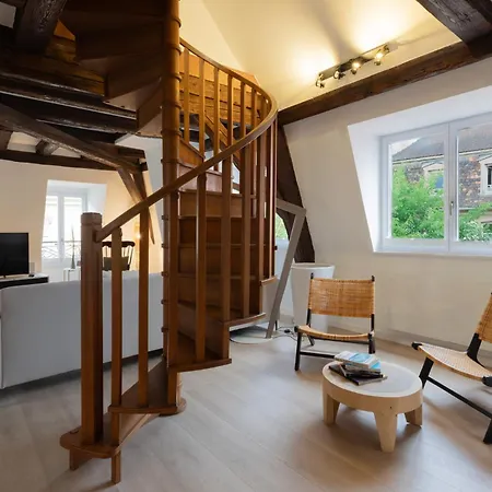 Le Jolie Duplex 아파트 콜마
